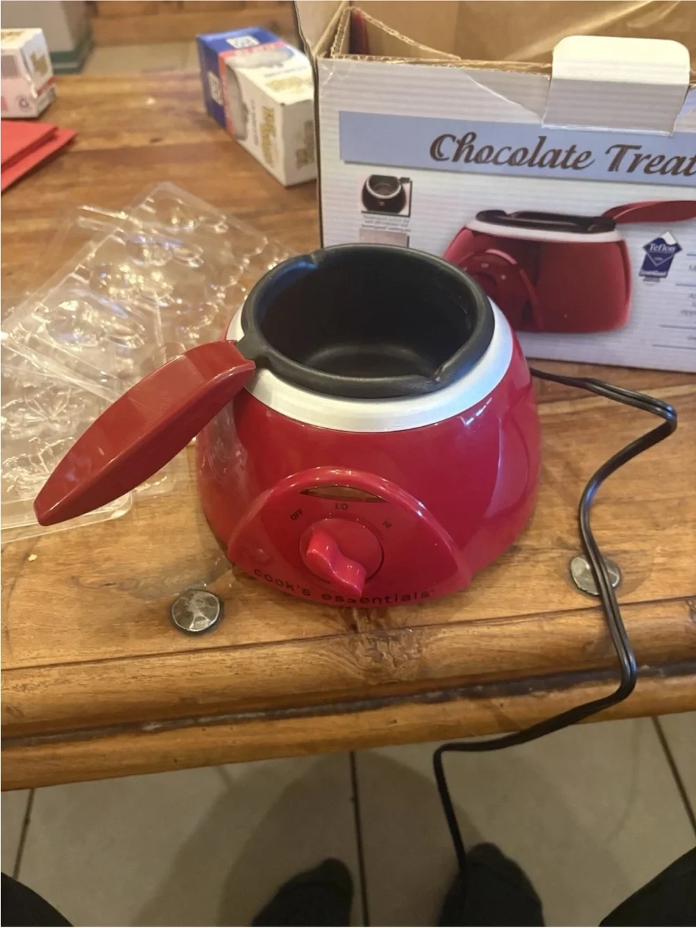 Cook’s Essentials Chocolate Treat Maker Complete w/ Box & Accessories